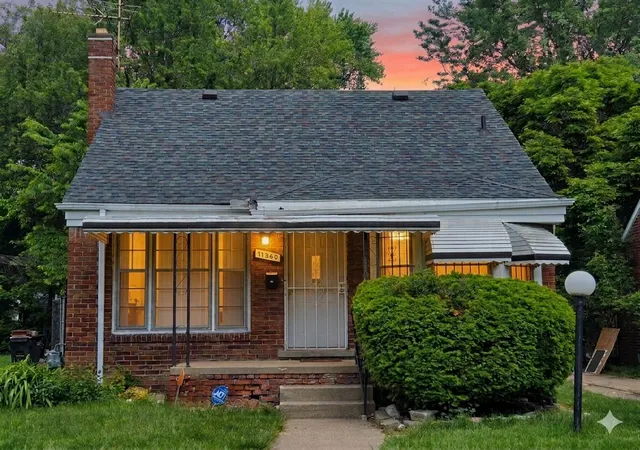 1st image of 11360 Minock St, Detroit, MI 48228 | MLS# 81026024455