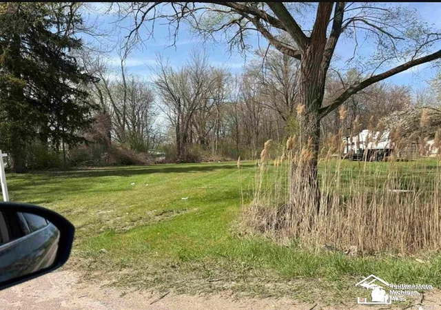 Photo 1 of Land for sale at 30938 Ecorse Rd, Romulus, MI 48174 | MLS# 57050208689 | Listing updated on 2026-05-28