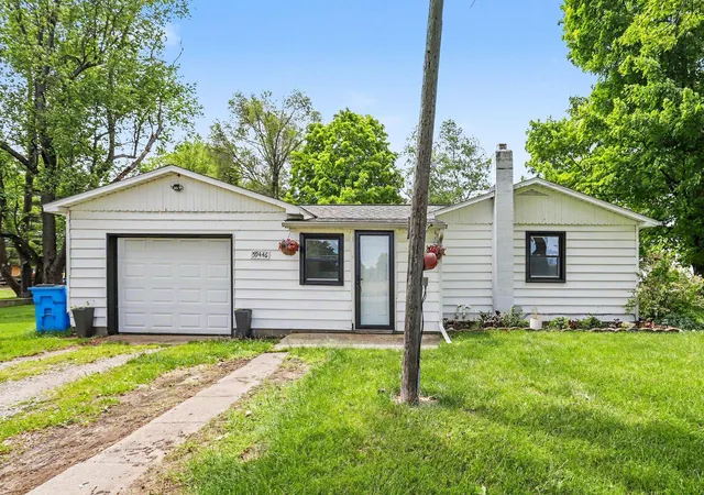 Photo 2 of Single family home for sale at 59446 Manor Rd, Colon, MI 49040 | MLS# 68026024457 | Listing updated on 2026-09-12