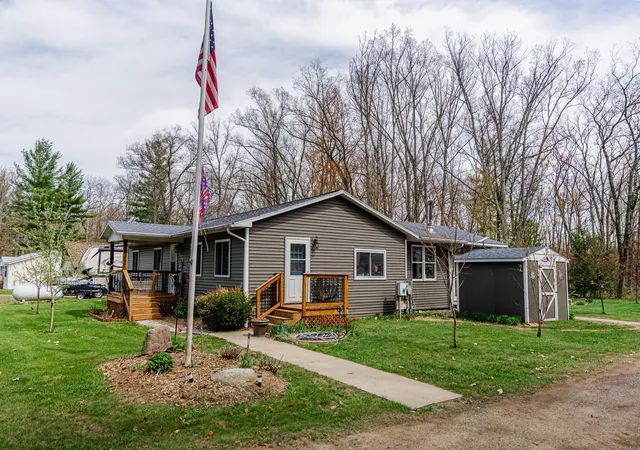 1st image of 3878 W Wildwood Ave, Bitely, MI 49309 | MLS# 72026024475