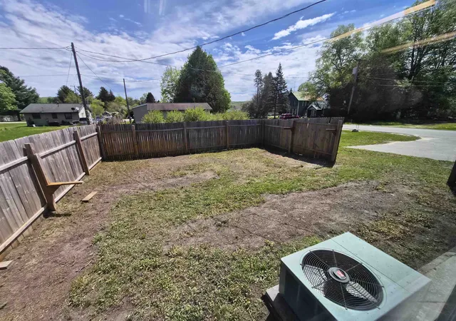 14th image of 2134 S Main St, Central Lake, MI 49622 | MLS# 78080068714