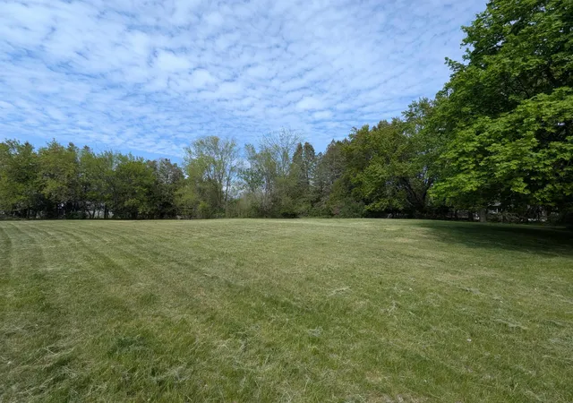 2nd image of 216 N Mackinaw Rd, Au Gres, MI 48703 | MLS# 77080068716