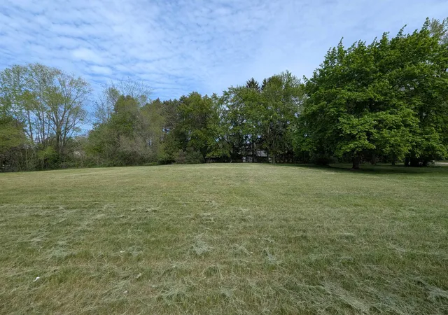 5th image of 216 N Mackinaw Rd, Au Gres, MI 48703 | MLS# 77080068716