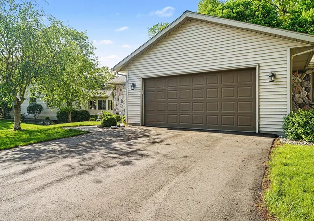 Listing Photo 5 - Condo for sale in building located at 6811 Birdsong Ave, Kalamazoo, MI 49009