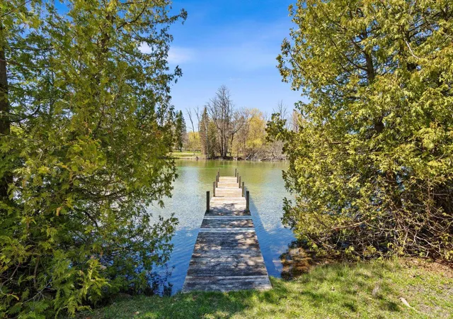 Photo 4 of Single family home for sale at 204 S Chandler St, Leland, MI 49654 | MLS# 78080068722 | Listing updated on 2026-10-01