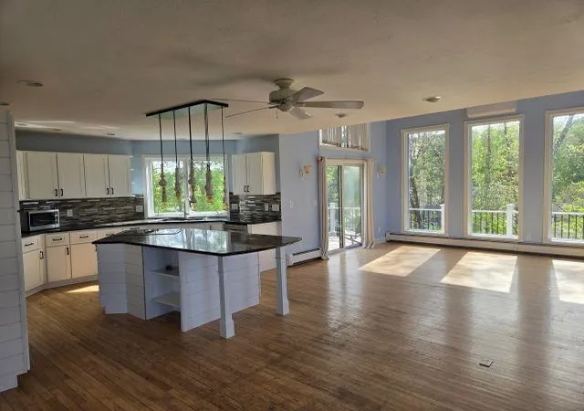 Photo 4 of Single family home for sale at 1177 Fairway Pointe Dr, Traverse City, MI 49696 | MLS# 78080068723 | Listing updated on 2026-09-17