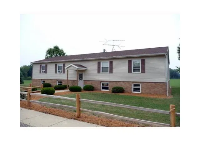 Listing Photo 2 - Condo for sale in building located at 18864 W Baseline Rd, Olivet, MI 49076