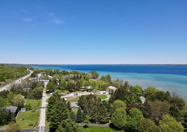 Homes for sale in Bingham Township Leelanau, MI | 6066 S West Bay Shore Dr, Bingham Township Leelanau, MI 49684 | MLS# 78080068733