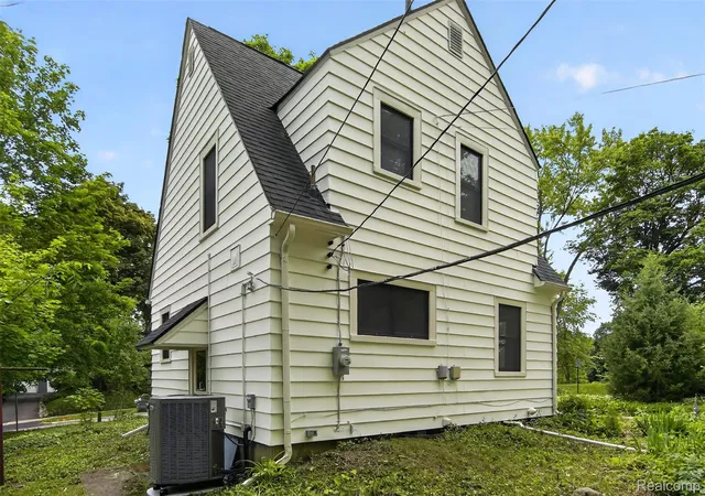 Photo 3 of Single family home for sale at 315 Doty Ave, Ann Arbor, MI 48103 | MLS# 20261037688 | Listing updated on 2026-09-29