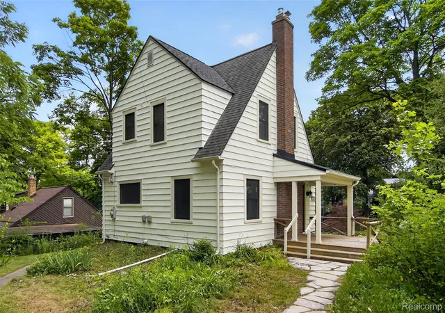 Photo 3 of Single family home for sale at 315 Doty Ave, Ann Arbor, MI 48103 | MLS# 20261037688 | Listing updated on 2026-09-29