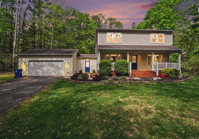 1st image of 4370 Red Apple Rd, Manistee, MI 49660 | MLS# 67026024551