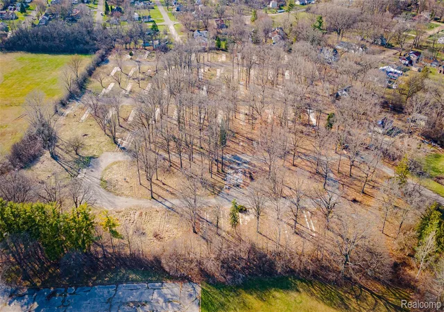 Photo 2 of Land for sale at 3073 W Dayton St, Flint, MI 48504 | MLS# 20261037704 | Listing updated on 2026-07-31