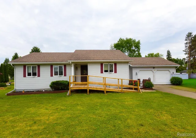 Photo 1 of Sale Pending at 2520 Nandi Hills Trl, Swartz Creek, MI 48473 | MLS# 20261037710 | Listing updated on 2026-06-05