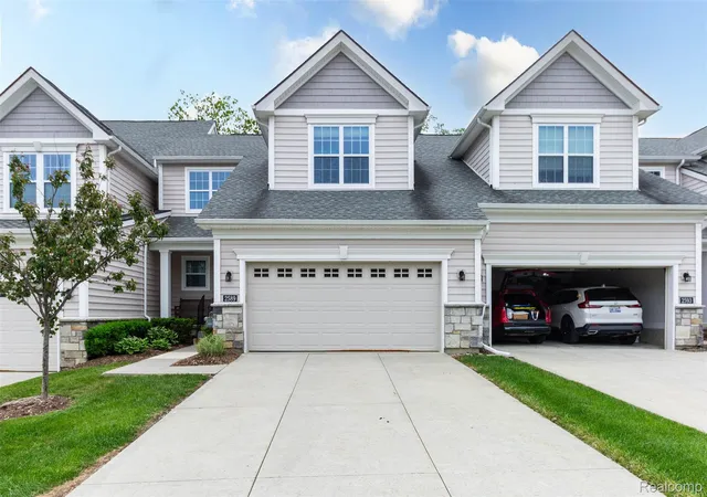 Homes for sale in Scio Township Washtenaw, MI | 2589 Oxford Cir, Scio Township Washtenaw, MI 48103 | MLS# 20261037723