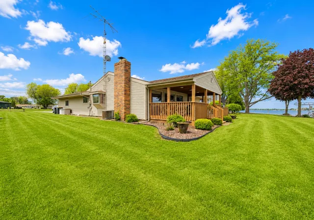 Photo 4 of Single family home for sale at 173 S Grand Pointe Dr, Brooklyn, MI 49230 | MLS# 55026024567 | Listing updated on 2026-05-27