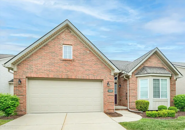 Photo 2 of Condo for sale at 4448 Sunset Blvd, Grand Blanc, MI 48439 | MLS# 5050208773 | Listing updated on 2026-05-27