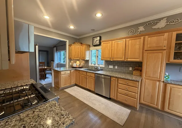 Listing Photo 4 - Condo for sale in building located at 1910 Hidden Oak Ct SE, Grand Rapids, MI 49546