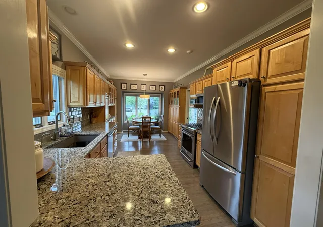 Listing Photo 5 - Condo for sale in building located at 1910 Hidden Oak Ct SE, Grand Rapids, MI 49546