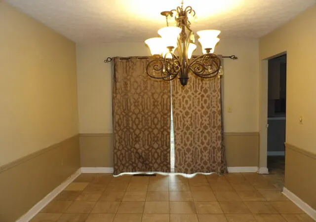 3rd image of 243 Devon Rd, Battle Creek, MI 49015 | MLS# 64026024591