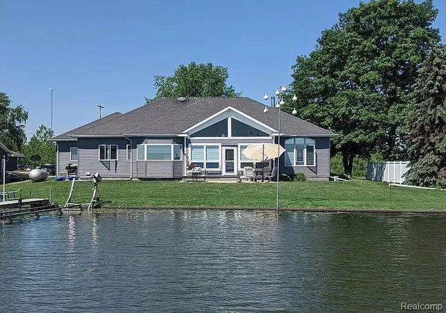 Photo 1 of Single family home for sale at 5871 Sandy Dr, Pinconning, MI 48650 | MLS# 20261037767 | Listing updated on 2026-08-01