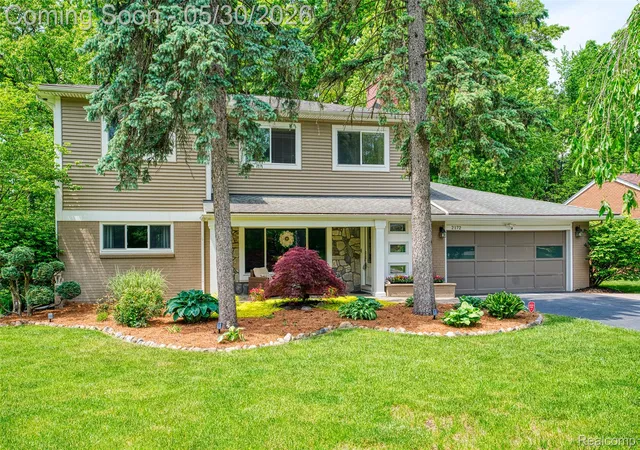 Photo 1 of Single family home for sale at 2172 Devonshire Rd, Bloomfield Hills, MI 48302 | MLS# 20261037776 | Listing updated on 2026-06-13