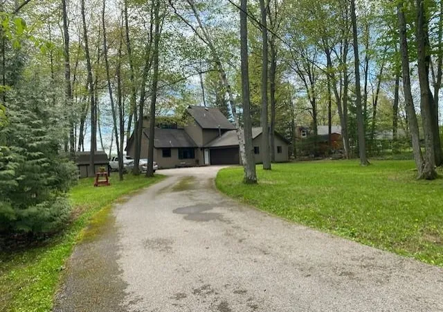 Photo 3 of Single family home for sale at 8779 Swan Point Rd, Elk Rapids, MI 49629 | MLS# 78080068754 | Listing updated on 2026-05-29