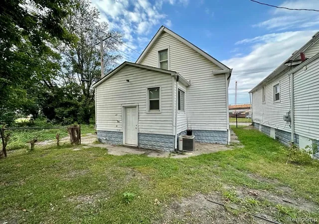 2nd image of 334 Cavalry St, Detroit, MI 48209 | MLS# 20261037795