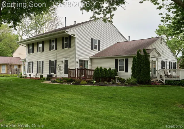 Homes for sale in Saint Clair Shores, MI | 22625 Martin Rd, Saint Clair Shores, MI 48081 | MLS# 20261037806