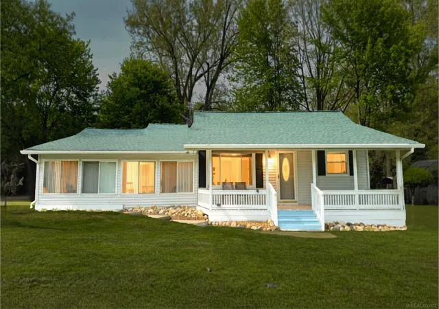 Photo 1 of Single family home for sale at 5080 Dove Rd, Kimball, MI 48074 | MLS# 58050208817 | Listing updated on 2026-09-14