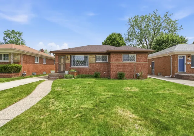 Photo 1 of Single family home for sale at 21630 Westhampton St, Oak Park, MI 48237 | MLS# 81026024642 | Listing updated on 2026-06-05