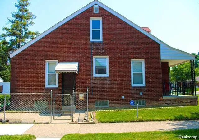 2nd image of 15605 Carlisle, Detroit, MI 48205 | MLS# 20261037877