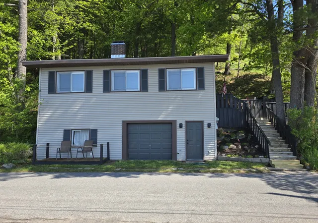 3rd image of 601 W Baldwin Lake Dr, Greenville, MI 48838 | MLS# 65026024644
