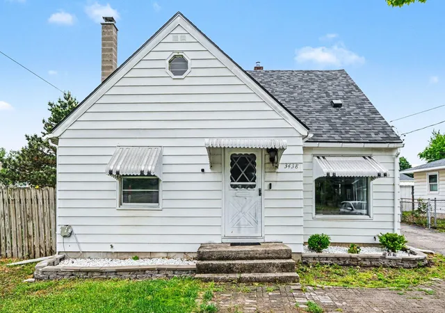 1st image of 3438 Byron Center Ave Sw, Wyoming, MI 49519 | MLS# 65026024651