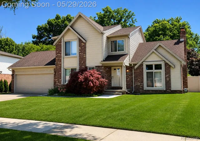 Photo 1 of Sale Pending at 14040 Pernell Dr, Sterling Heights, MI 48313 | MLS# 20261037916 | Listing updated on 2026-06-02