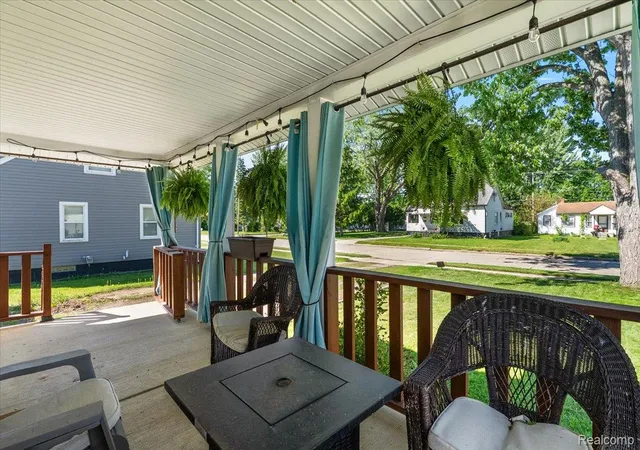 Photo 4 of Single family home for sale at 28828 Galloway St, Roseville, MI 48066 | MLS# 20261037923 | Listing updated on 2026-07-26
