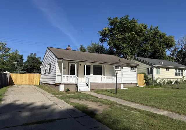 Photo 2 of Single family home for sale at 1650 S Harris, Ypsilanti, MI 48198 | MLS# 81026024662 | Listing updated on 2026-09-09