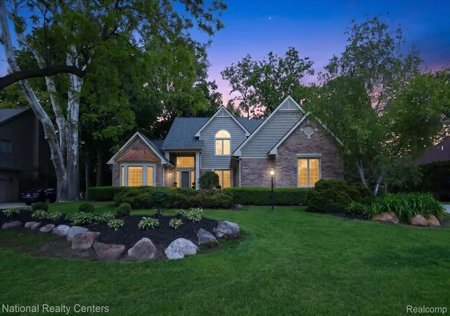 Photo 1 of Single family home for sale at 54366 Royal Troon Dr, South Lyon, MI 48178 | MLS# 20261037939 | Listing updated on 2026-06-01