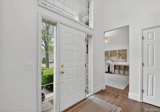 Photo 3 of Single family home for sale at 54366 Royal Troon Dr, South Lyon, MI 48178 | MLS# 20261037939 | Listing updated on 2026-06-01