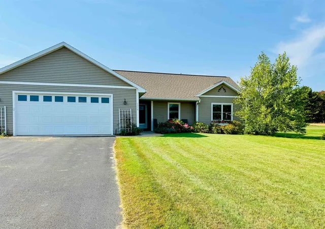 2nd image of 1364 Saffron Cir, Traverse City, MI 49696 | MLS# 78080068772