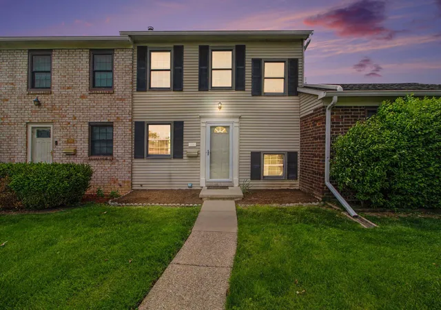 Photo 2 of Condo for sale at 1935 Sheffield Dr, Ypsilanti, MI 48198 | MLS# 81026024673 | Listing updated on 2026-05-30
