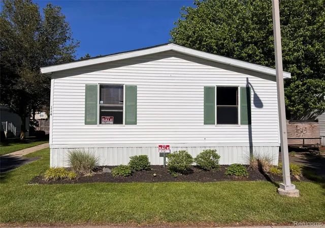 Homes for sale in Auburn Hills, MI | 351 Squirrel #114, Auburn Hills, MI 48326 | MLS# 20261037951