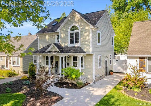 Photo 1 of Sale Pending at 3825 Elmhurst Ave, Royal Oak, MI 48073 | MLS# 20261037973 | Listing updated on 2026-06-14