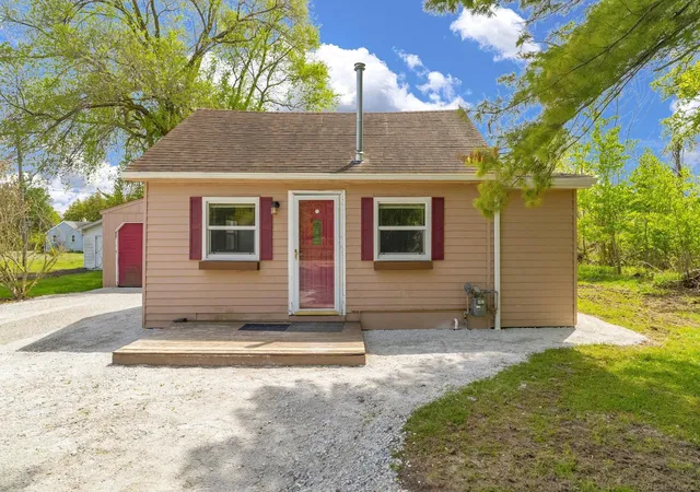2nd image of 7224 Park St, Lexington, MI 48450 | MLS# 58050208856