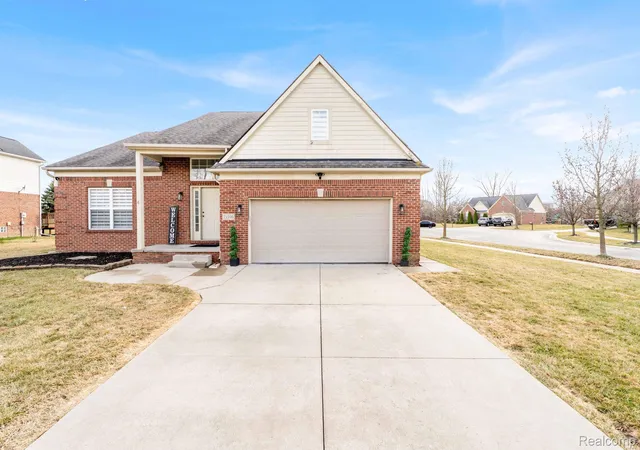 Photo 1 of Sale Pending at 21196 Oak Ridge Dr, Clinton Township, MI 48036 | MLS# 20261037994 | Listing updated on 2026-06-13
