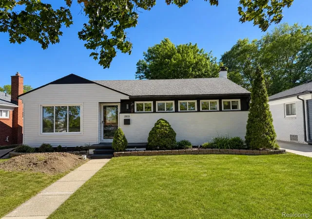 Photo 1 of Sale Pending at 20020 Shady Ln Ave, Saint Clair Shores, MI 48080 | MLS# 20261037996 | Listing updated on 2026-06-22