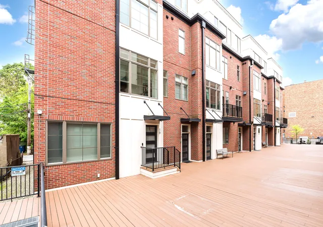 3rd image of 414 N Main St #16, Ann Arbor, MI 48104 | MLS# 81026024721