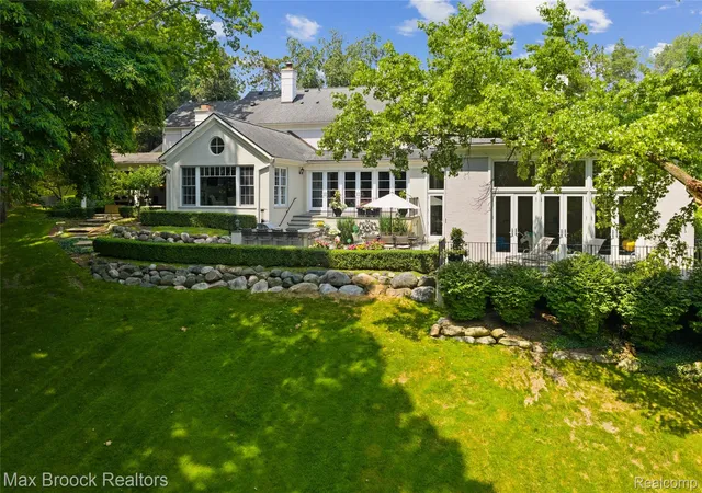 Homes for sale in Bloomfield Hills, MI | 375 Dunston Rd, Bloomfield Hills, MI 48304 | MLS# 20261038008