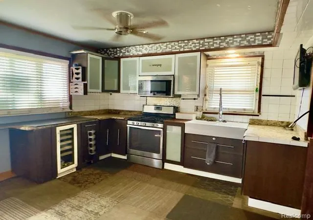 Photo 2 of Single family home for sale at 20001 Washburn St, Detroit, MI 48221 | MLS# 20261038009 | Listing updated on 2026-06-19