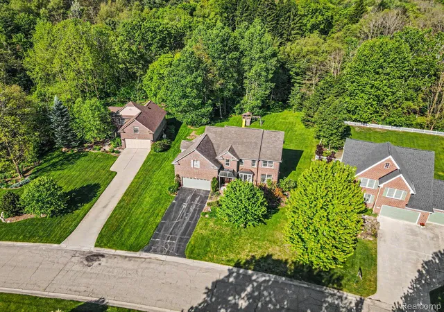 Photo 2 of Single family home for sale at 9367 Wildflower Way, Davisburg, MI 48350 | MLS# 20261038019 | Listing updated on 2026-06-14