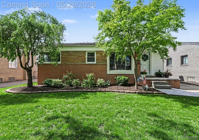Photo 1 of Sale Pending at 332 E Parker Ave, Madison Heights, MI 48071 | MLS# 20261038042 | Listing updated on 2026-06-12